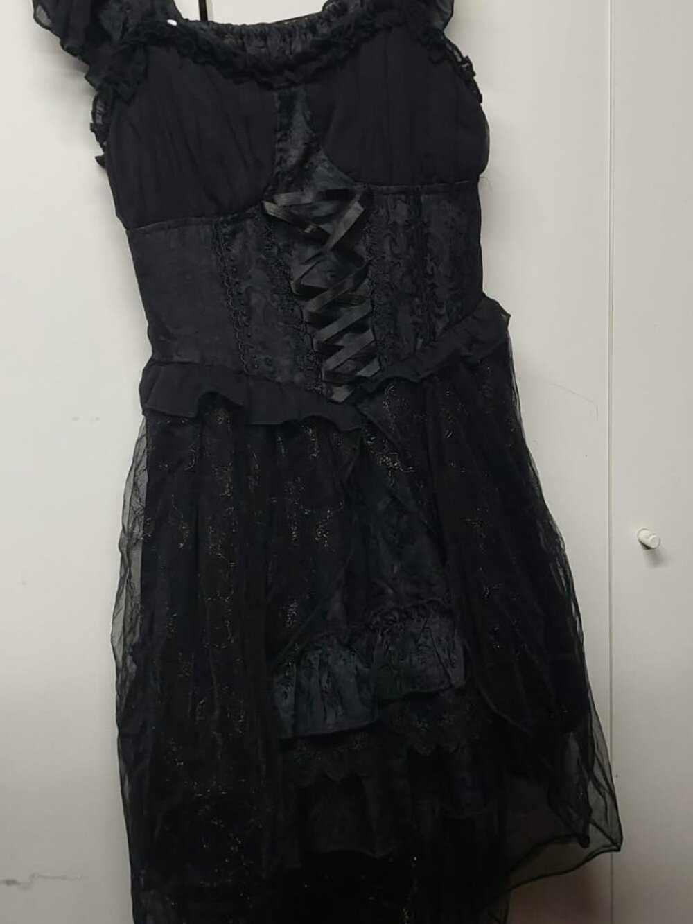 Black Gothic Kuro Lolita EGL Dress - Picture 2 of 4